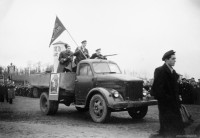 Демонстрация на 40-летие советской власти